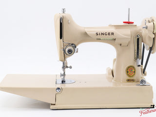 Load image into Gallery viewer, Singer Featherweight 221J Sewing Machine, Tan - JE152***