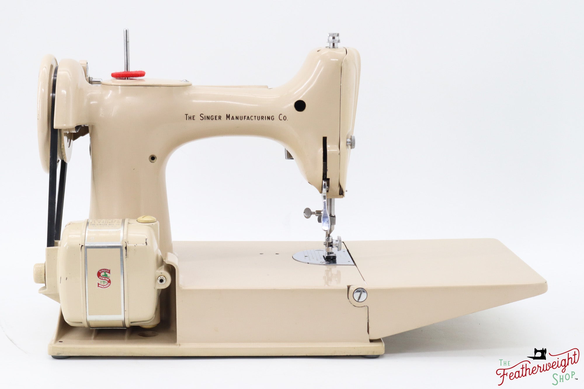 Singer Featherweight 221J Sewing Machine, Tan - JE152***