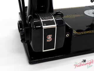 Load image into Gallery viewer, Singer Featherweight 221K Sewing Machine, RED &quot;S&quot; ES249***
