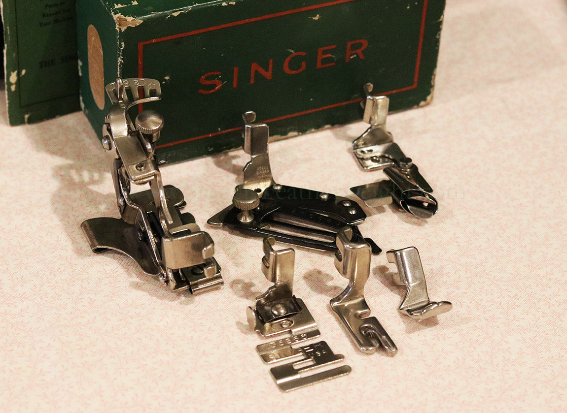 Singer Featherweight 221 Sewing Machine, AF384*** - Top Decal and Corduroy Insert - RARE