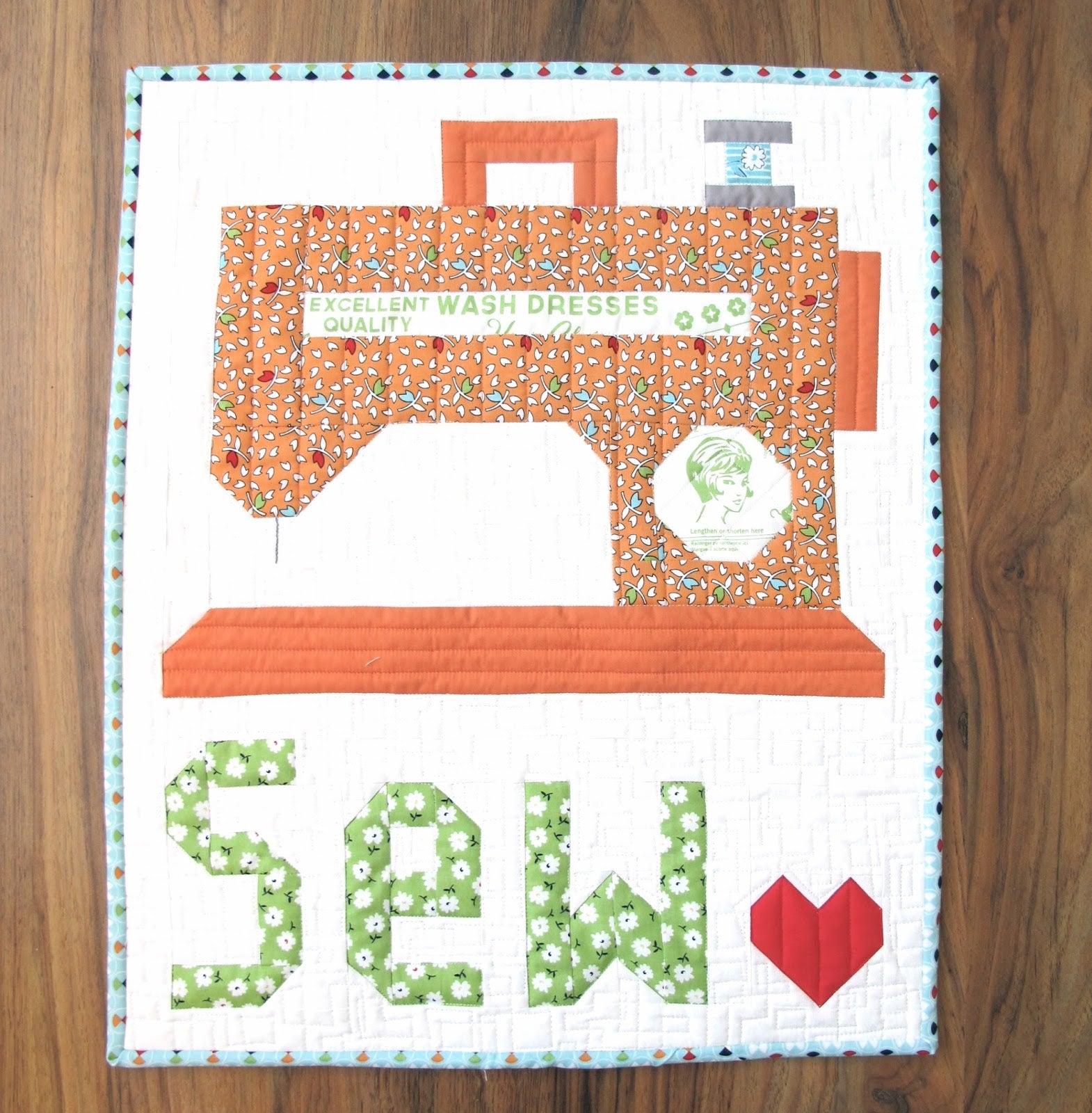 PATTERN, CUT PRESS SEW Wall Hanging Set by Lori Holt