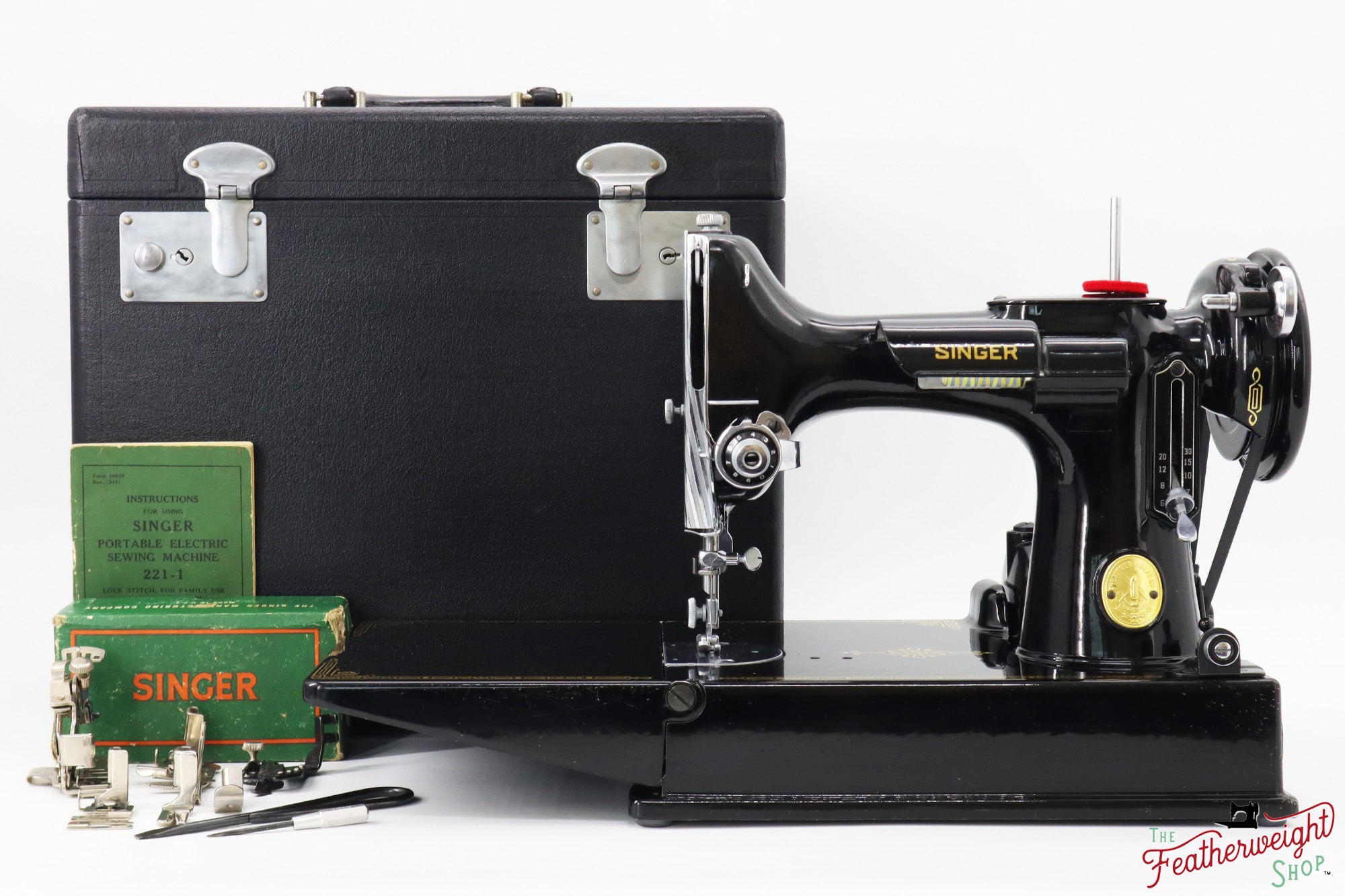 Singer Featherweight 221 Sewing Machine, AH220*** - 1947