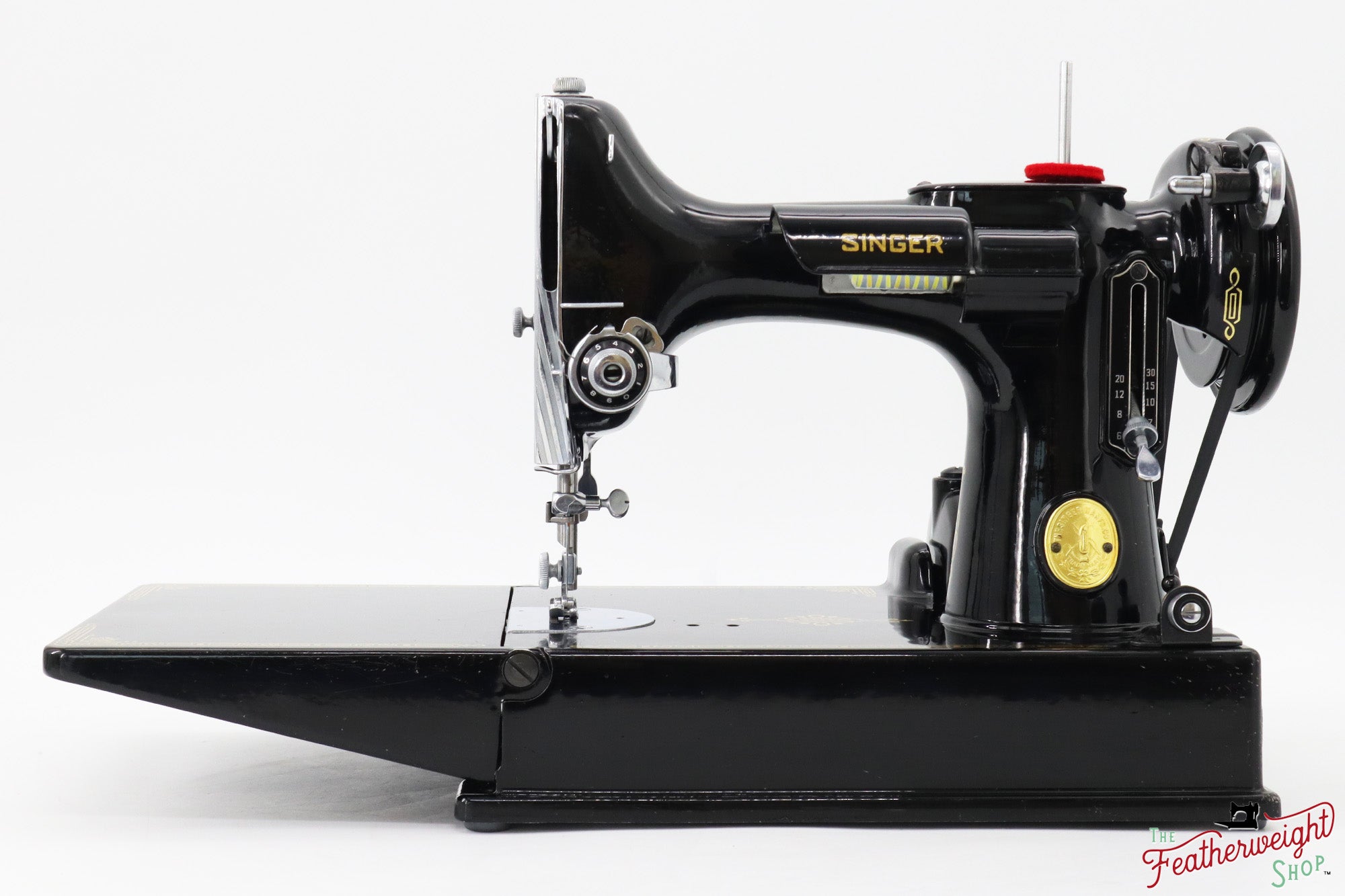 Singer Featherweight 221 Sewing Machine, AH220*** - 1947