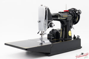 Singer Featherweight 221 Sewing Machine, AH220*** - 1947