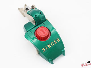 Load image into Gallery viewer, Singer Featherweight 221, AE055*** - Fully Restored in Emerald Green