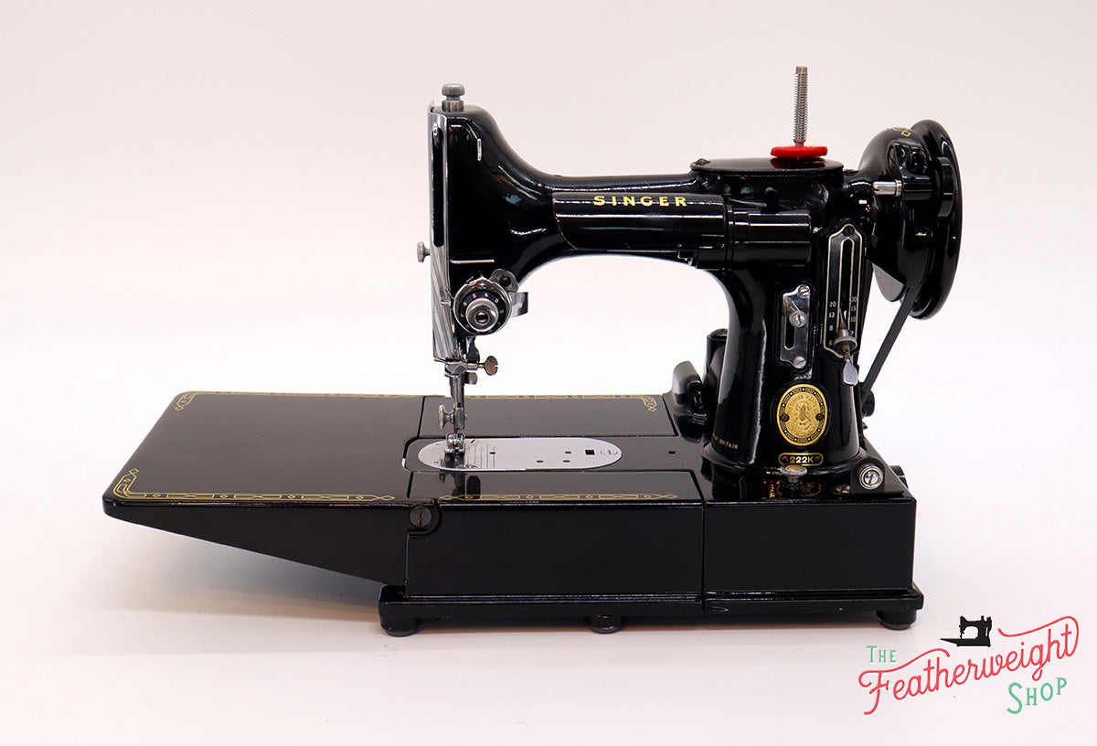 Singer Featherweight 222K Sewing Machine EJ626***