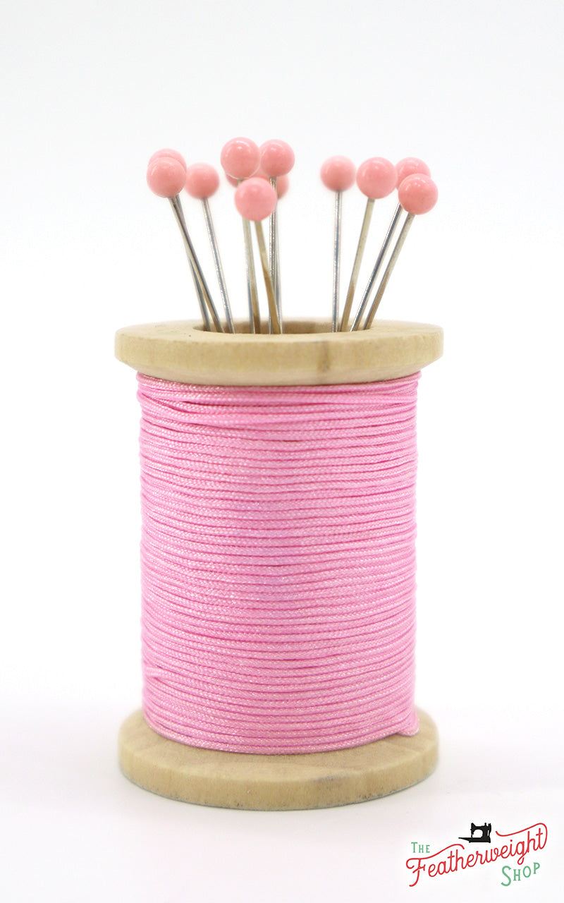 Magnetic Spool Pincushion with Pins - PINK