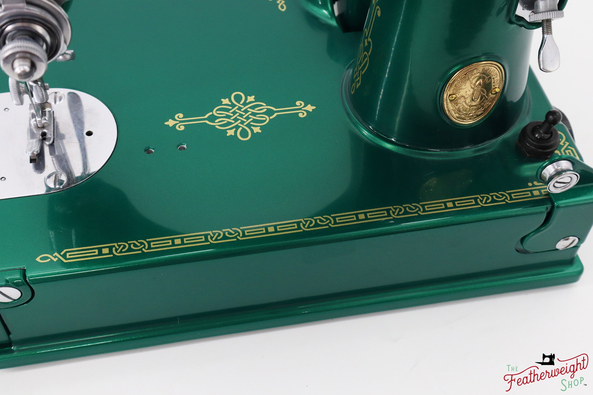 Singer Featherweight 221, AE055*** - Fully Restored in Emerald Green