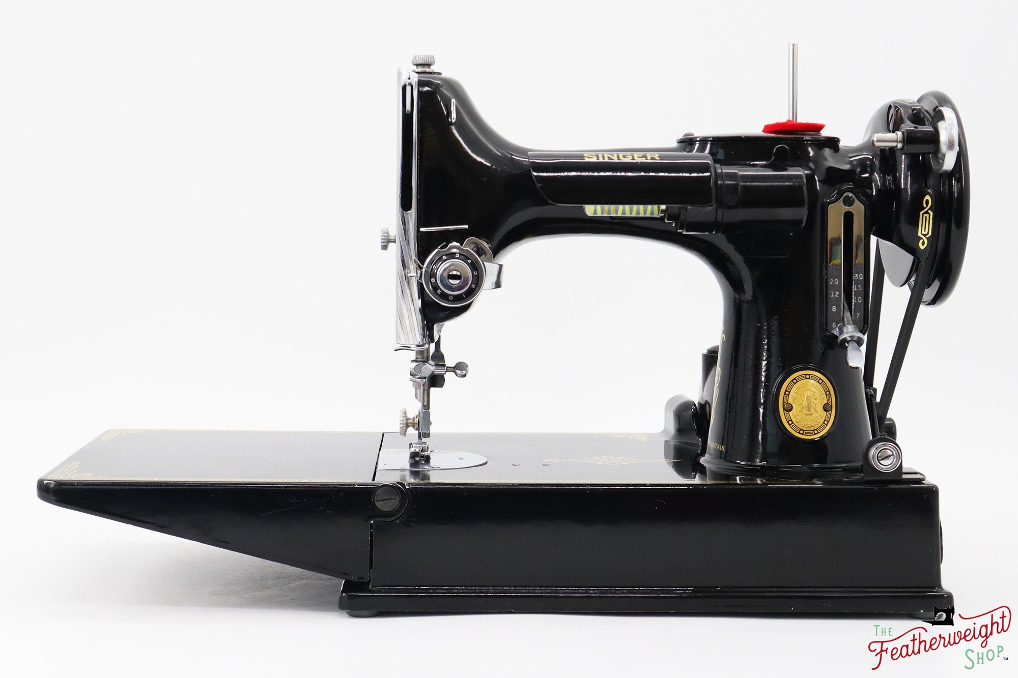 Singer Featherweight 221K Sewing Machine, 1952 - EH1402**