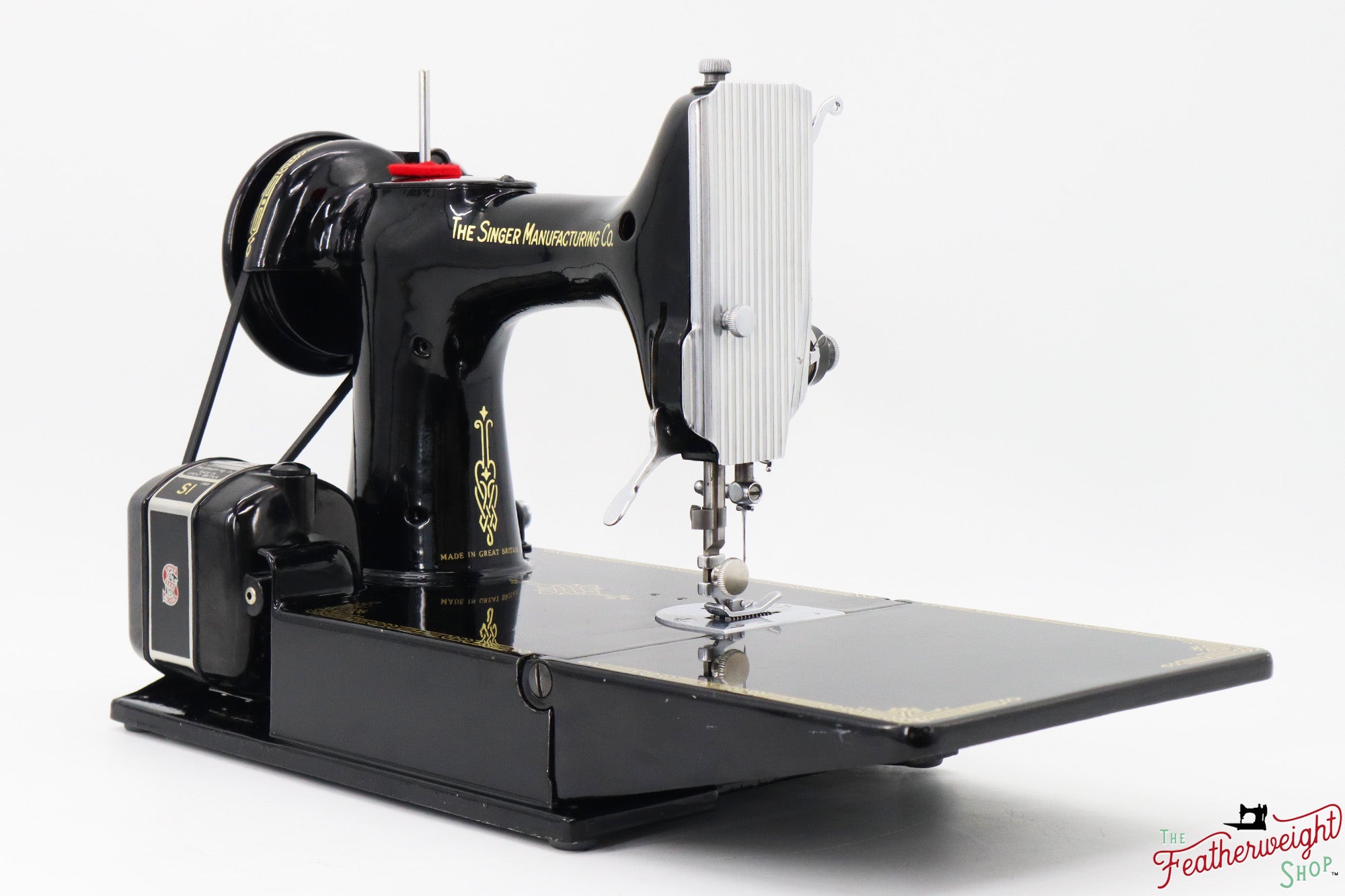 Singer Featherweight 221K Sewing Machine, 1952 - EH1402**