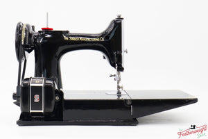 Singer Featherweight 221K Sewing Machine, 1952 - EH1402**