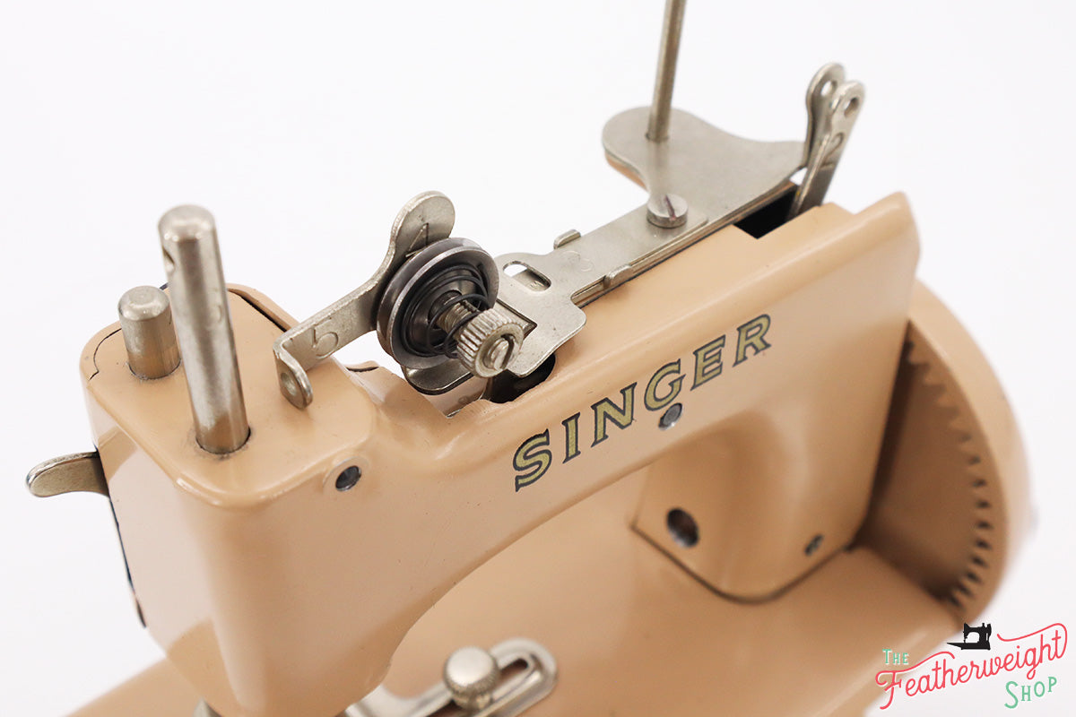 Singer Sewhandy Model 20 - Beige - Complete Case Set – The