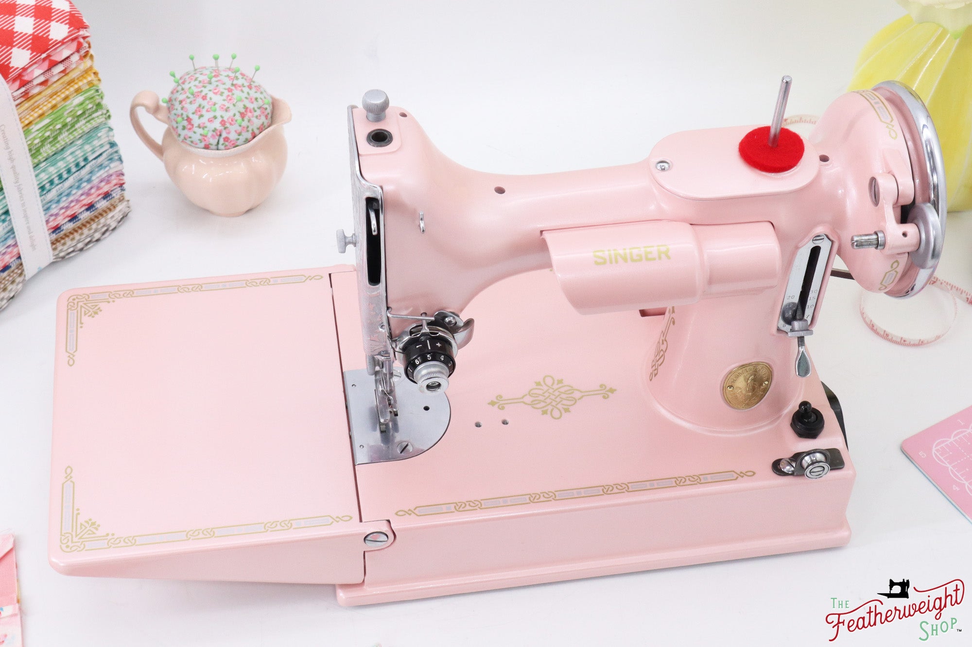 Singer Featherweight 221, AE990*** - Fully Restored in Pink Frosting