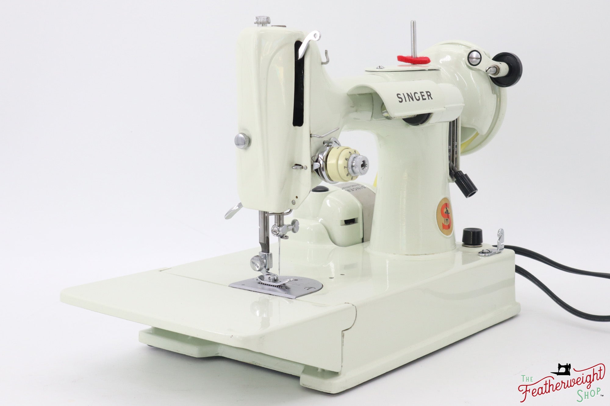 Singer Featherweight 221 Sewing Machine, WHITE - EV941***