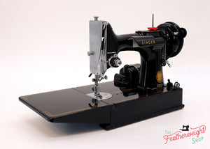 Singer Featherweight 221 Sewing Machine, AM693***