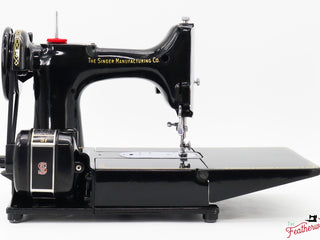 Load image into Gallery viewer, Singer Featherweight 222K Sewing Machine - EL183*** - 1956