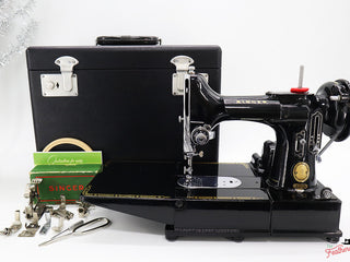 Load image into Gallery viewer, Singer Featherweight 222K Sewing Machine EK328***