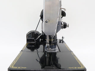 Load image into Gallery viewer, Singer Featherweight 222K Sewing Machine EL17684*