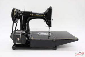 Singer Featherweight 222K Sewing Machine EL17684*