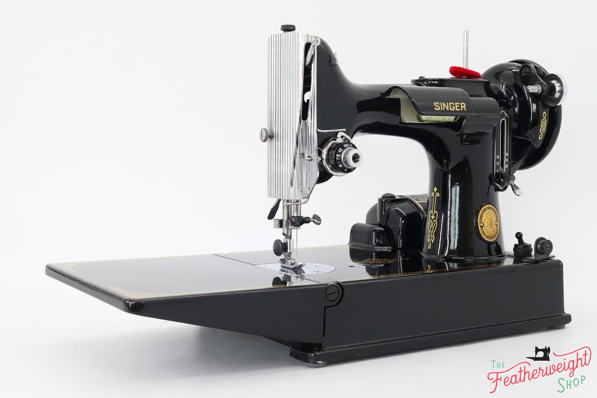 Singer Featherweight 221 Sewing Machine, AL165***