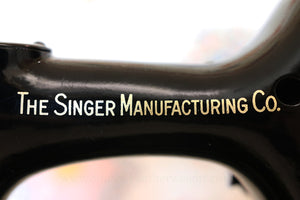 Singer Featherweight 221K Sewing Machine, EH628***