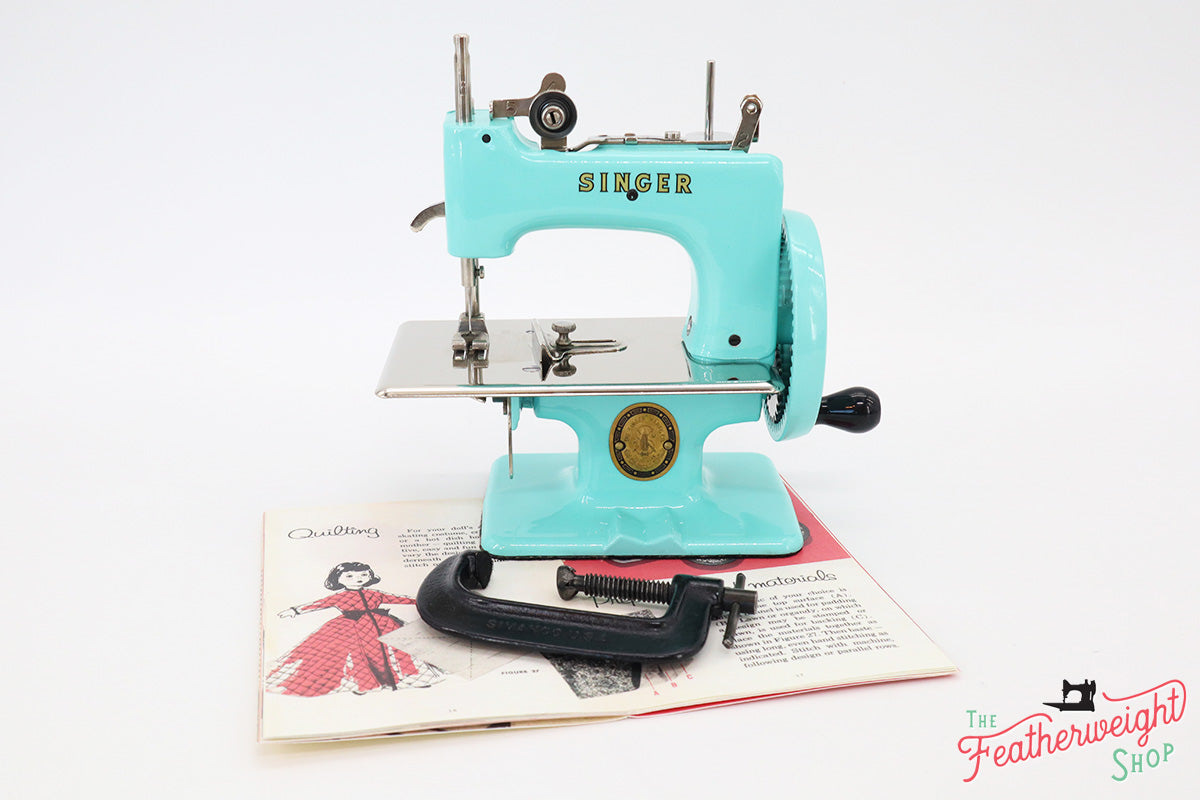 Singer Sewhandy Model 20 - Fully Restored in Tiffany Blue