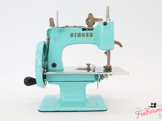 Load image into Gallery viewer, Singer Sewhandy Model 20 - Fully Restored in Tiffany Blue