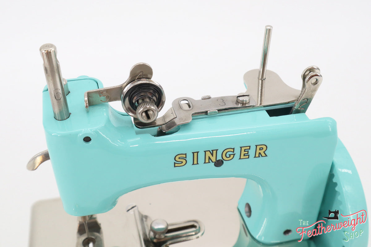 Singer Sewhandy Model 20 - Fully Restored in Tiffany Blue