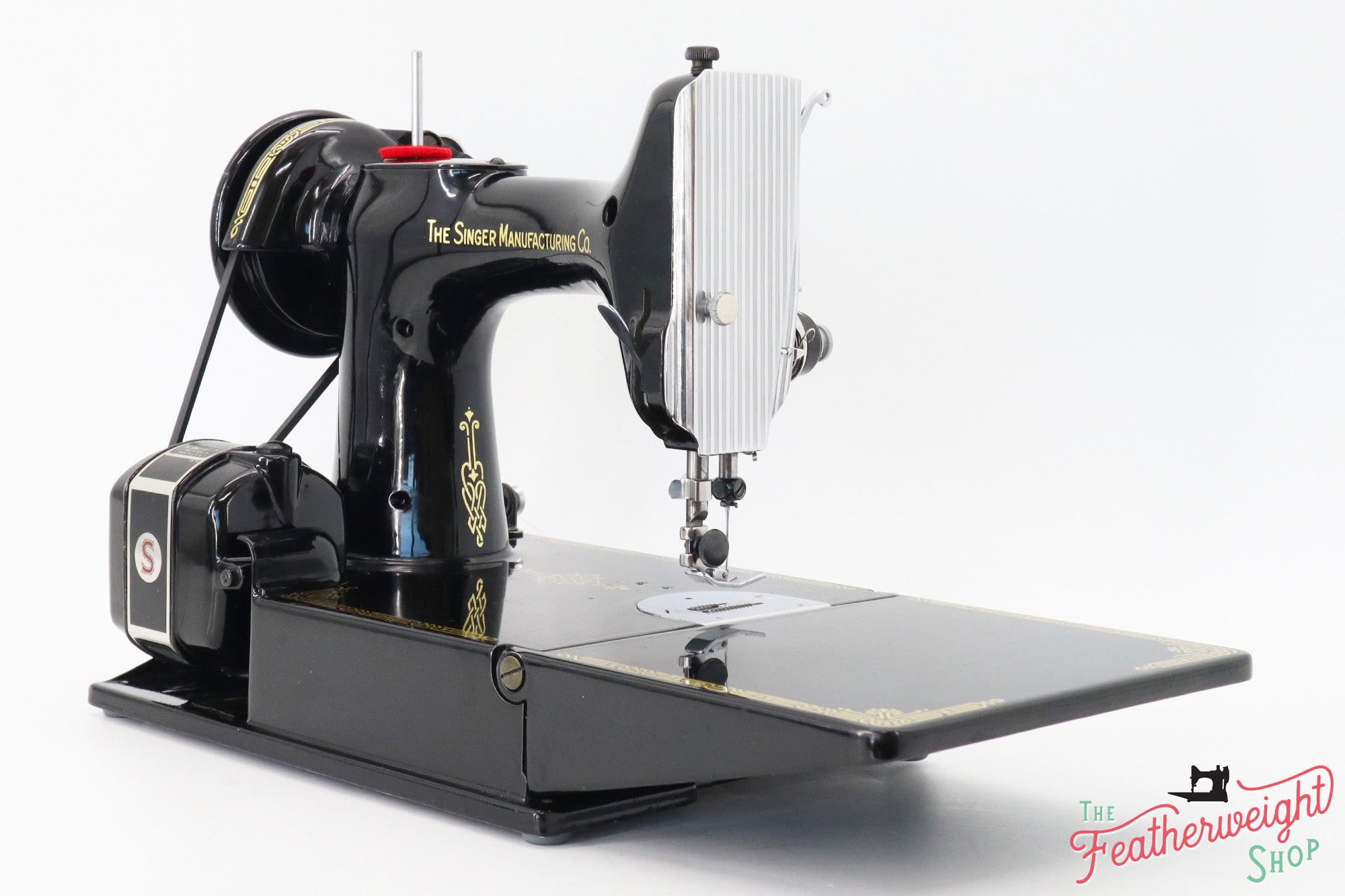 Singer Featherweight 221 Sewing Machine, Centennial: AK592***