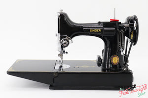 Singer Featherweight 221 Sewing Machine, Centennial: AJ629***