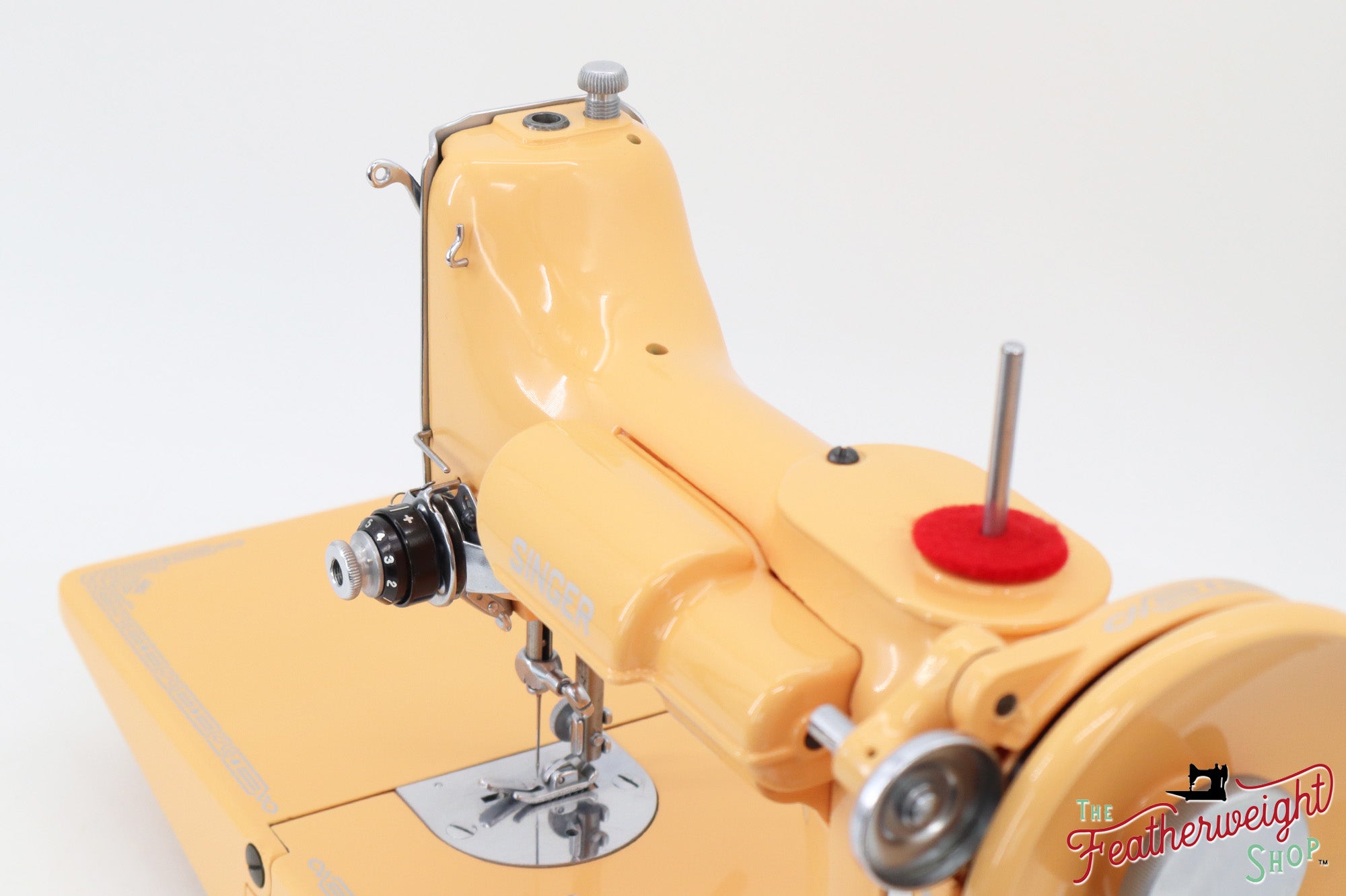 Singer Featherweight 221K, Centennial - EF566*** - Fully Restored in Delightful Apricot