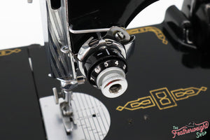 Singer Featherweight 221 Sewing Machine, AM688***