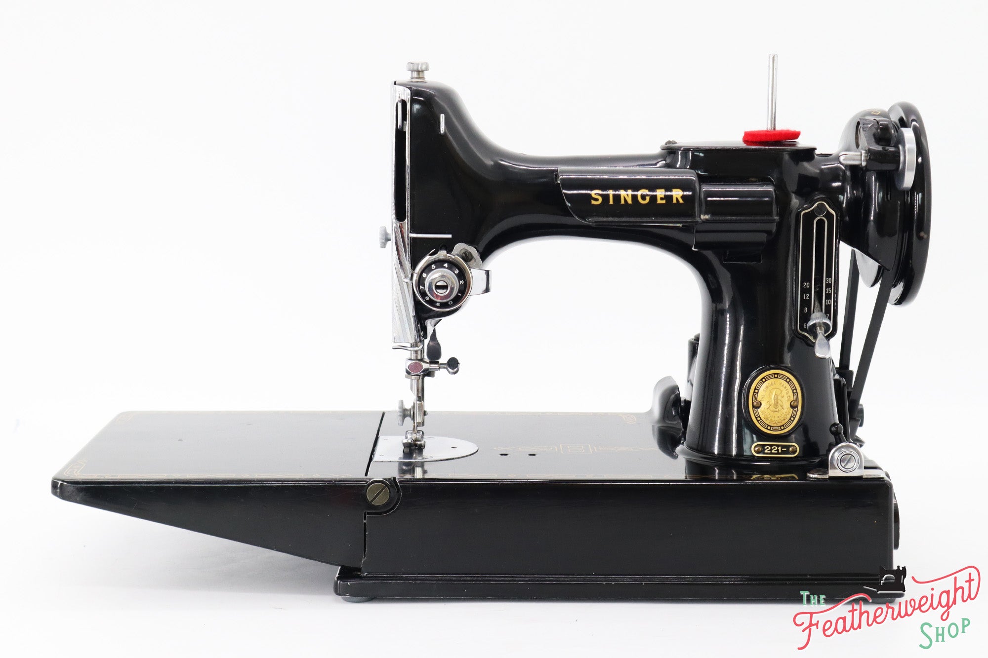 Singer Featherweight 221 Sewing Machine, AM386***