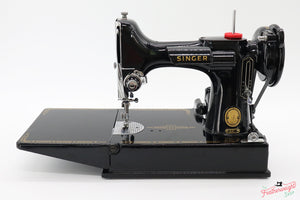 Singer Featherweight 221 Sewing Machine, AM774***