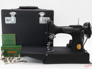 Load image into Gallery viewer, Singer Featherweight 221 Sewing Machine, WRINKLE AF388***