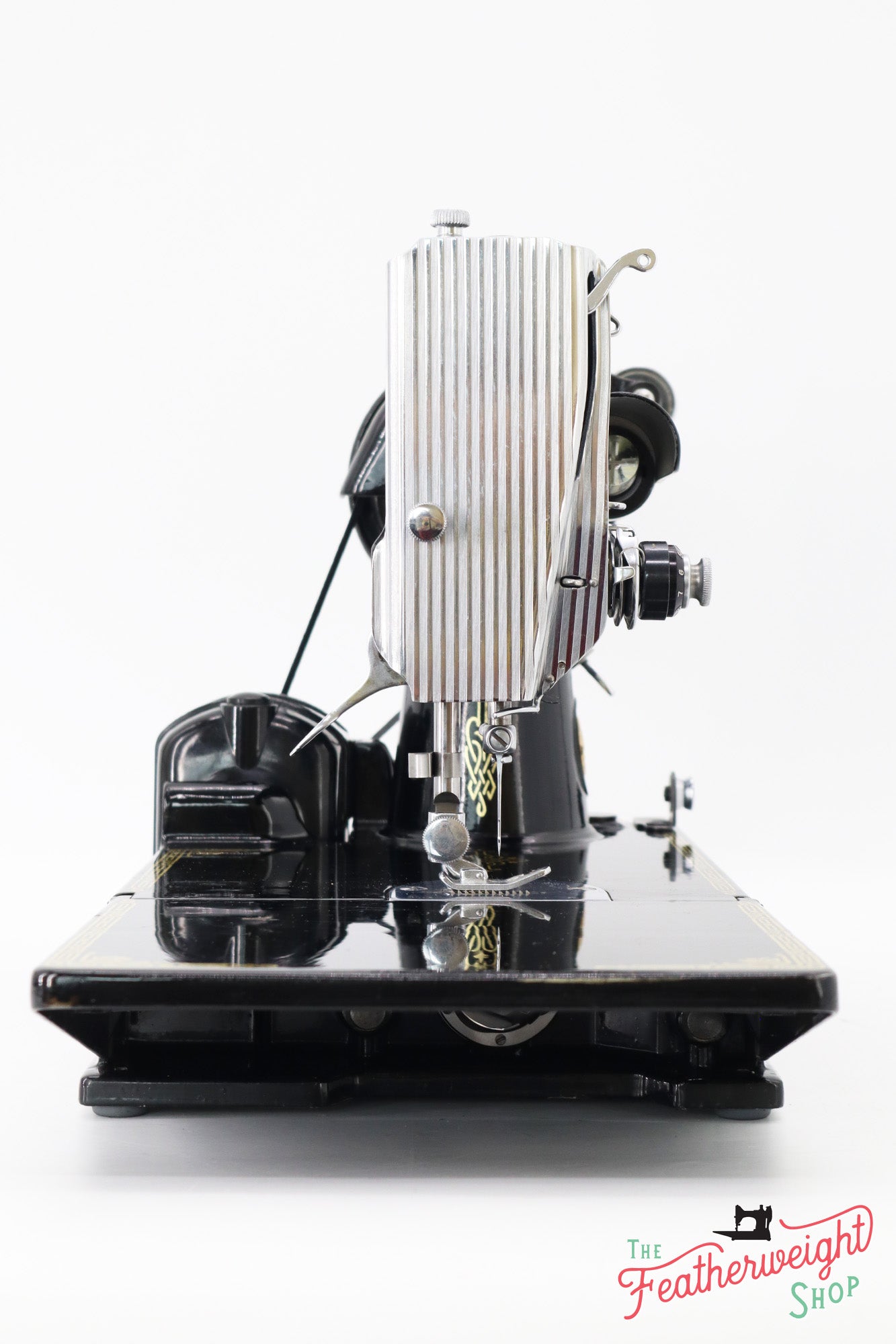 Singer Featherweight Swedish 221K Sewing Machine, EH003***