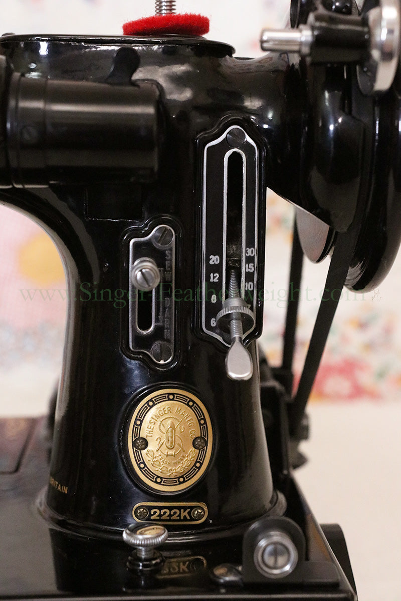 Singer Featherweight 222K Sewing Machine EK629***