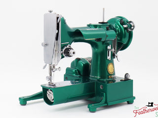 Load image into Gallery viewer, Singer Featherweight 222K - EJ911*** - Fully Restored in Emerald Green