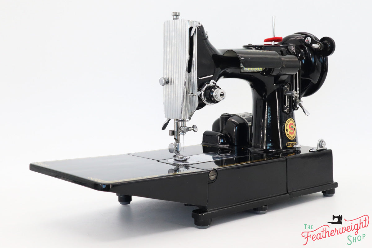 Singer Featherweight 222K Red 'S' Sewing Machine, ER317***