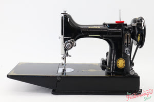 Singer Featherweight 221K Sewing Machine - EH375***