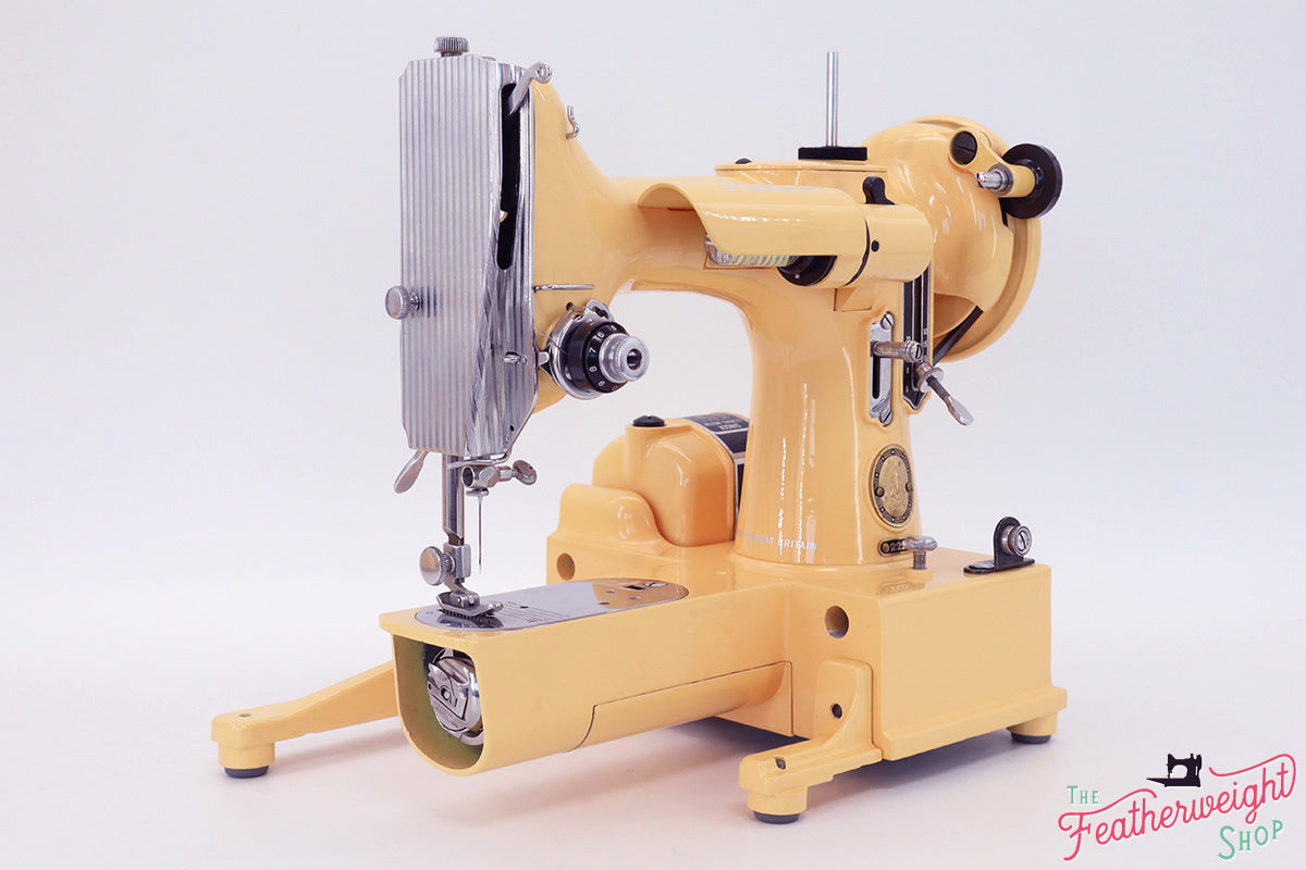 Singer Featherweight 222K Sewing Machine EK320*** - Fully Restored in 'Dreamy Mai Tai'