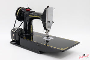 Singer Featherweight 221 Sewing Machine, AL020***
