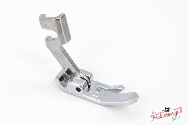 ZigZag Presser Foot for Slant Shank Singers, 401, 401A – The Singer  Featherweight Shop