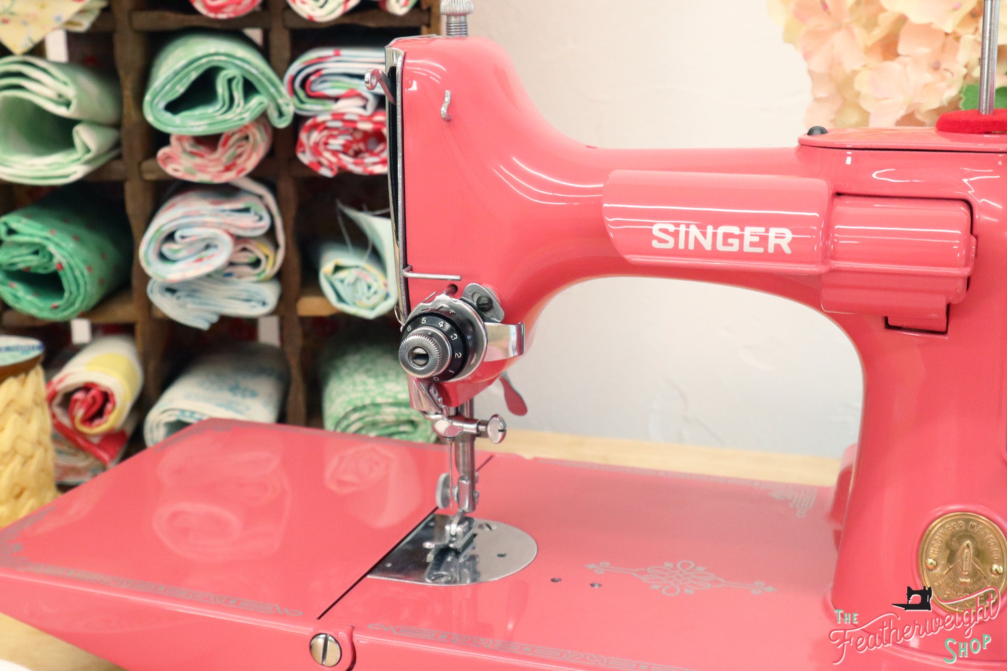 Singer Featherweight 221 Sewing Machine AJ117*** - Fully Restored in Happy Pink Grapefruit