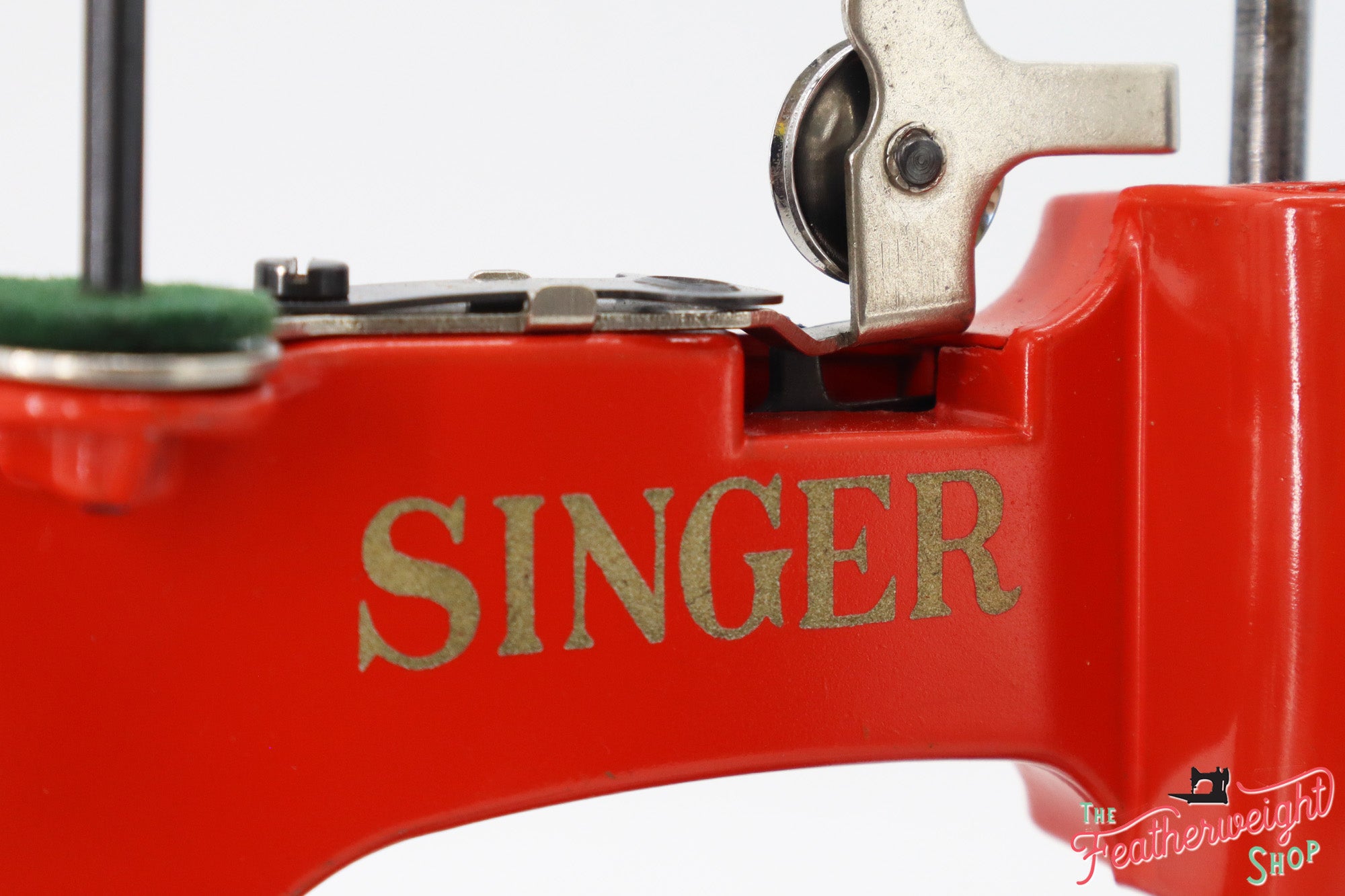 Singer Sewhandy Model 20 - Original Poppy Red - RARE