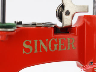 Load image into Gallery viewer, Singer Sewhandy Model 20 - Original Poppy Red - RARE