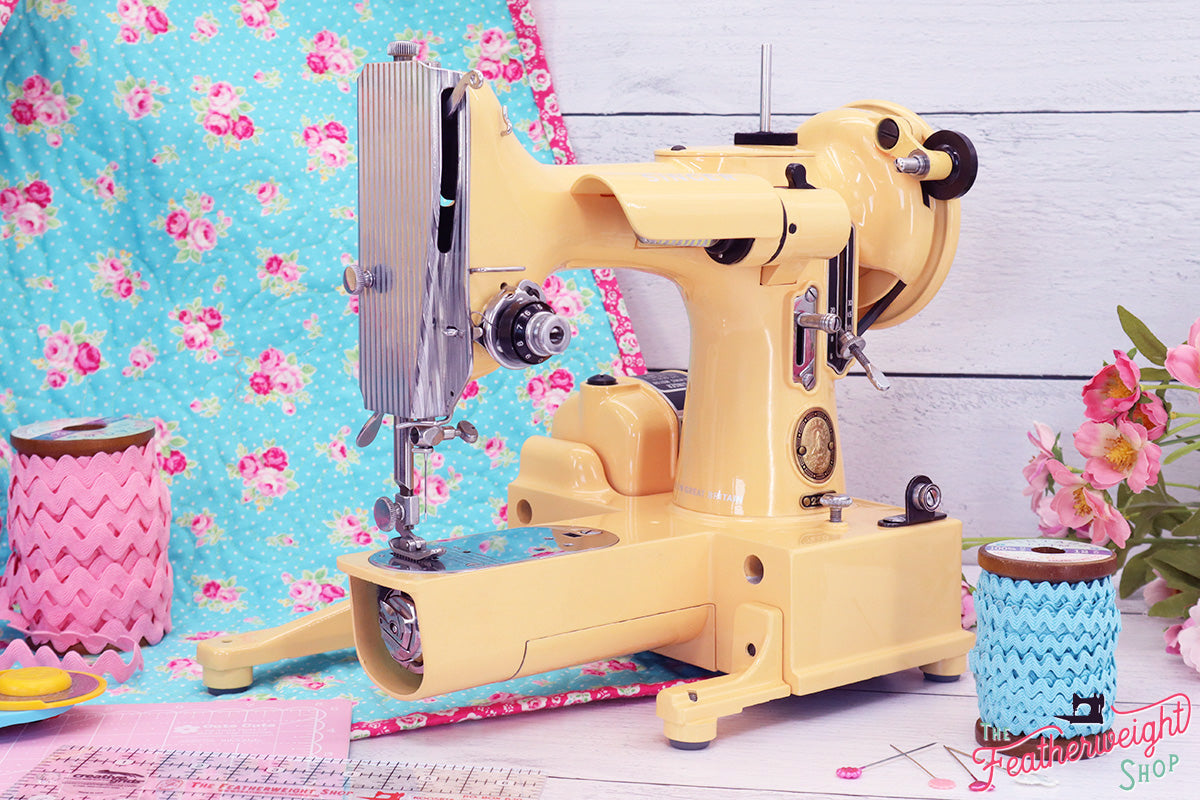 Singer Featherweight 222K Sewing Machine EK320*** - Fully Restored in 'Dreamy Mai Tai'