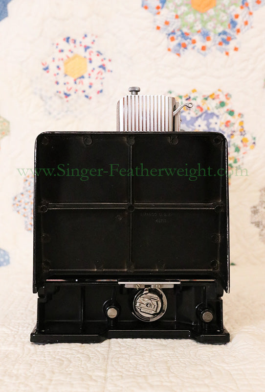 Singer Featherweight 221 Sewing Machine, AM161***