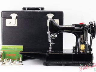 Load image into Gallery viewer, Singer Featherweight 222K Sewing Machine - EJ9103** - 1954