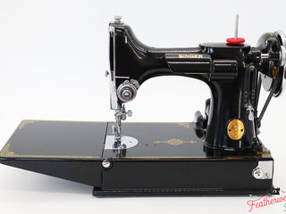 Load image into Gallery viewer, Singer Featherweight 221 Sewing machine, 1935 AD881***